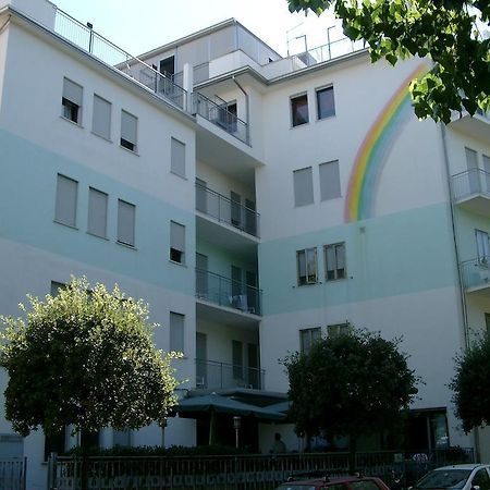Albergo Arcobaleno Sottomarina Luaran gambar
