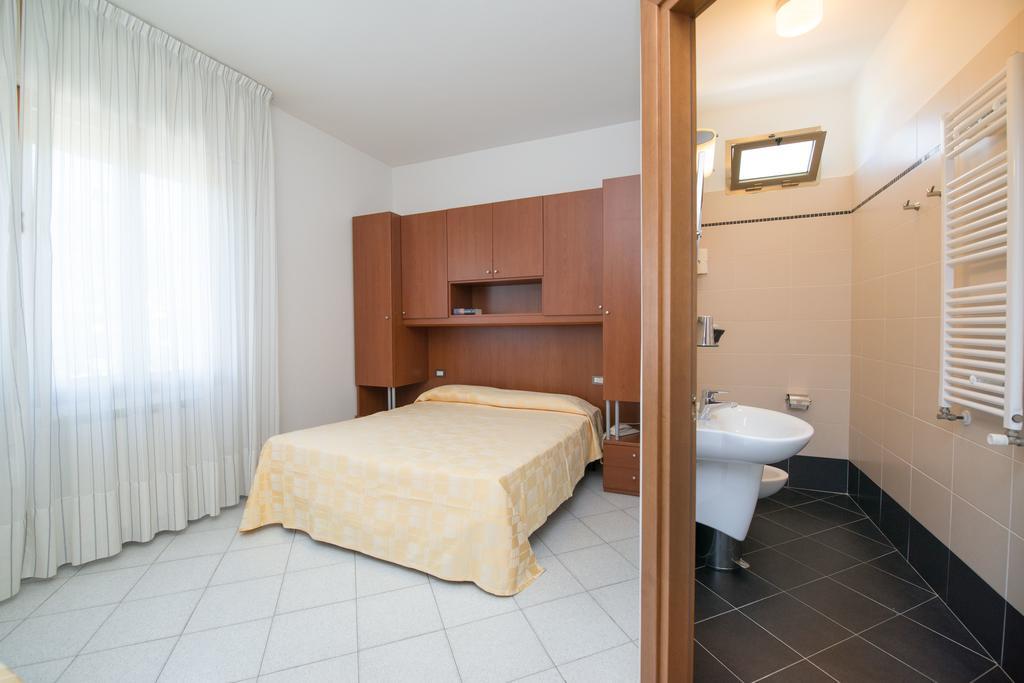 Albergo Arcobaleno Sottomarina Bilik gambar