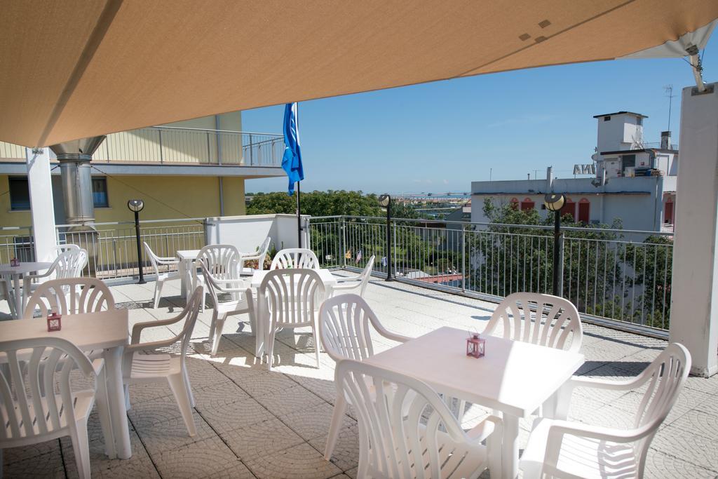 Albergo Arcobaleno Sottomarina Luaran gambar