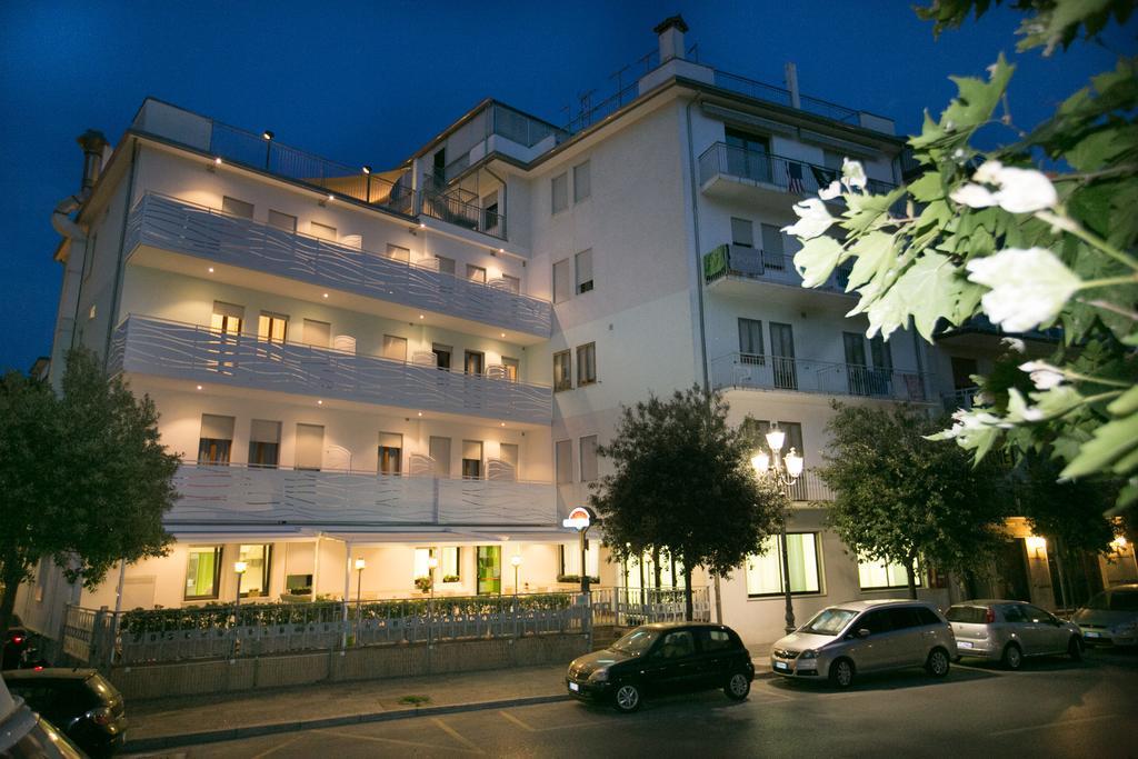 Albergo Arcobaleno Sottomarina Luaran gambar